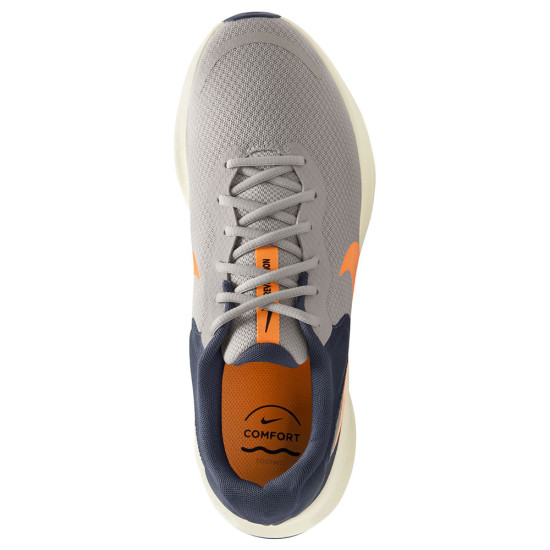 Nike Revolution 7